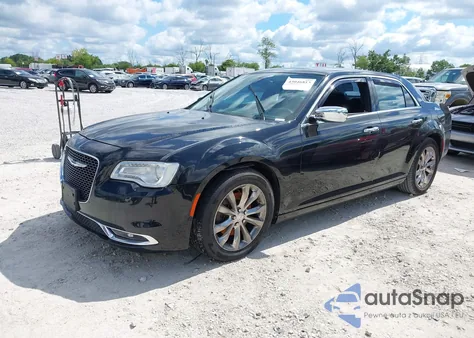 2016 Chrysler 300C Awd z USA, uszkodzony, nr VIN 2C3CCAKG9GH170727